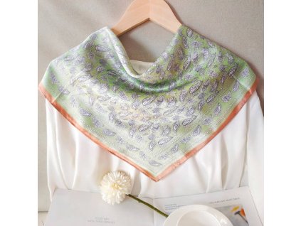 Hedvábný šátek světle zelený s ornamenty 53x53 cm v dárkovém balení, WHITE ORCHID