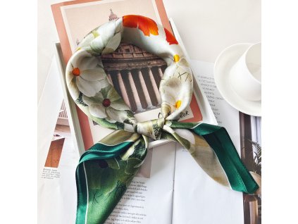Hedvábný šátek s květy 68x68 cm v dárkovém balení, WHITE ORCHID