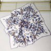 Hedvábný šátek Modro-fialové květy 90x90 cm v dárkovém balení, HEDVÁBNÝ SVĚT (4)