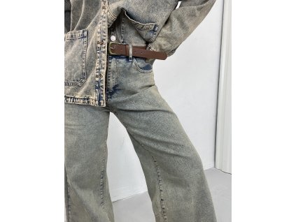 C7A184B7 C542 428F 8EB4 487E3D63B8F3