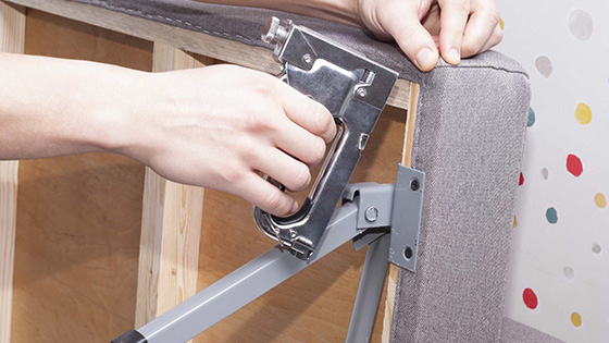 Jak opravit poškozenou nebo starou sedačku bez výměny