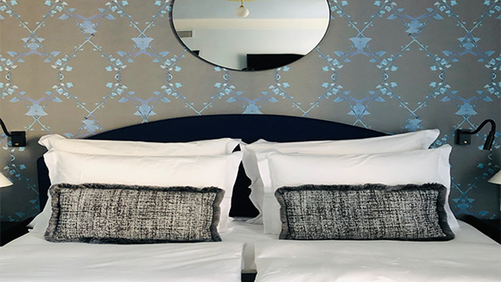 Fototapetă pentru dormitor pentru un design modern și neobișnuit