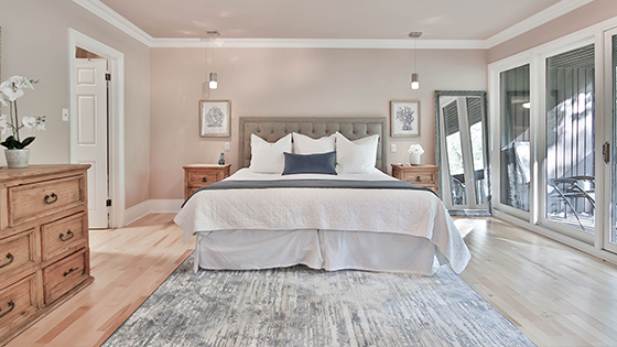 Inspirație pentru amenajarea dormitorului dumneavoastră în conformitate cu tendințele de TOP