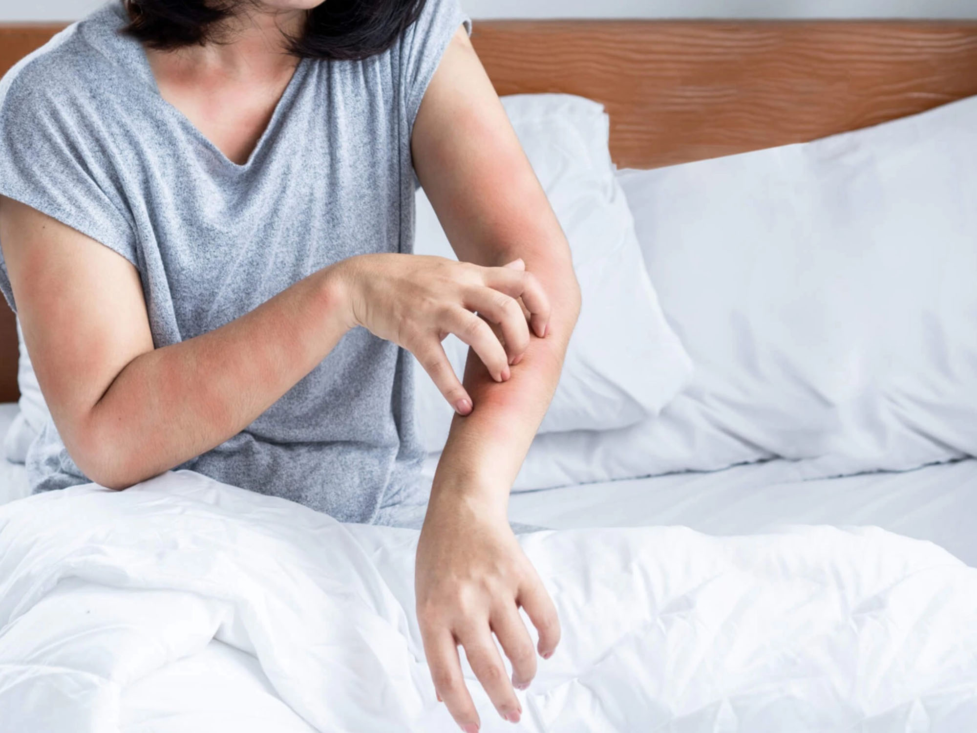 Kje se v vzmetnici pojavijo pršice in kako se jih znebiti?