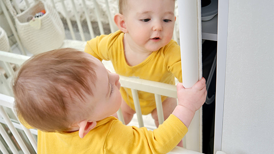 Baby friendly nábytok: Tipy a doplnky nielen na bezpečnosť a ochranu vašich detí