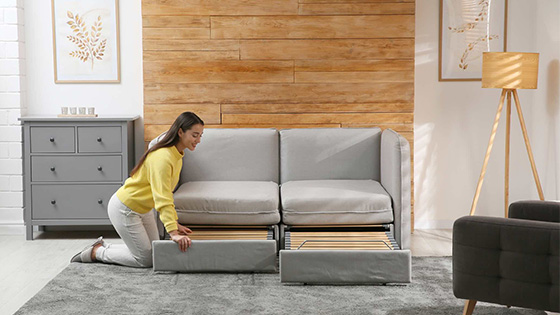 Ako prispôsobiť rozkladaciu sedačku na každodenné spanie