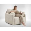 Krémové kreslo Glove s osobou