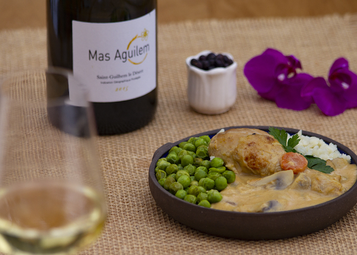 KUŘECÍ FRICASSÉE À L'ANCIENNE