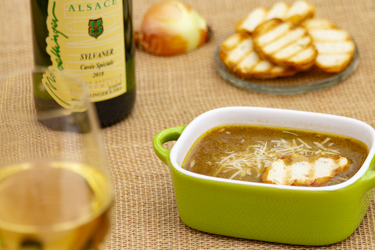 FRANCOUZSKÁ CIBULAČKA S VÍNEM