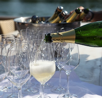 Tipy pro slepou degustaci vína s přáteli