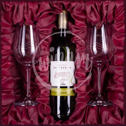 Bílé víno a skleničky v dárkové kazetě