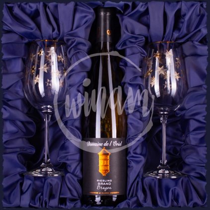 Luxusní Riesling Grand Cru se skleničkami