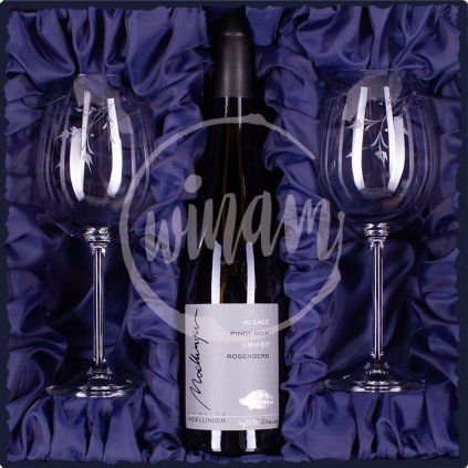 Alsaský Pinot Noir se skleničkami