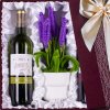 Dárková sada s víny z Bordeaux s květinou