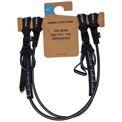 Race úvazky NeilPryde jsou navrženy pro náročné jezdce, kteří hledají maximální přesnost a nulový kompromis. Nabízejí extrémně pevné uchycení, minimální průtažnost a výbornou kontrolu při jízdě. Díky zesíleným úchytům a po