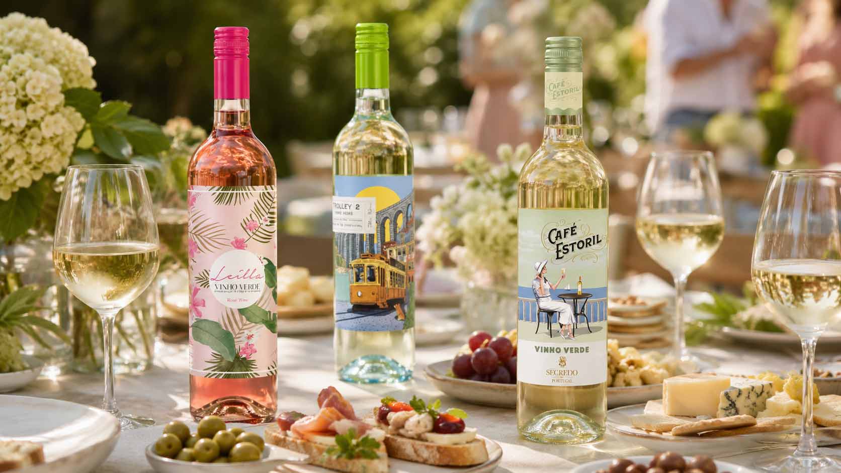 Vinho Verde s tapas a jednohubkami na letní zahradní párty