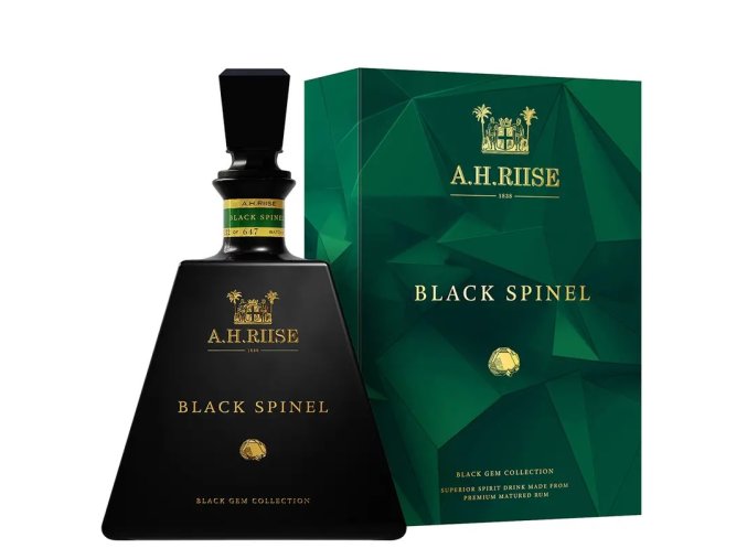 A.H.Riise Black Spinel, 46,1 , 0,7l