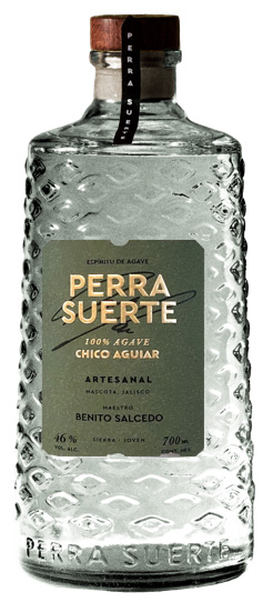 Perra Suerte Raicilla Suerte Perra Chico Aguiar 46% 0,7l