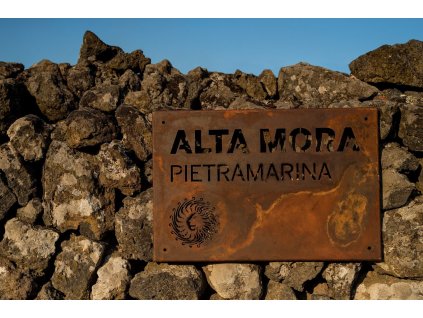 Alta Mora Etna Bianco DOC , Cusumano, Itálie