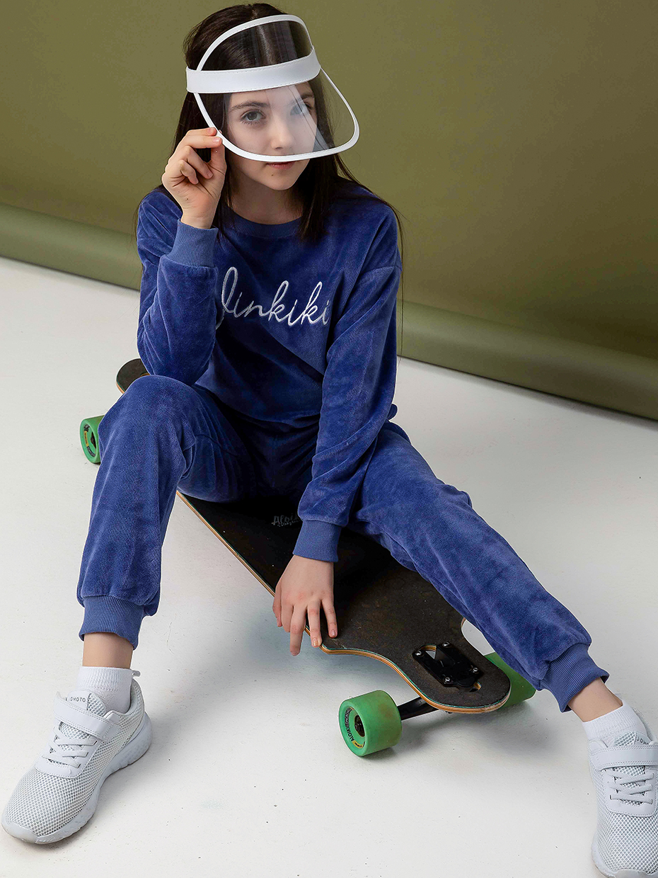 Dívčí tepláková souprava Velur Winkiki - růžová 134