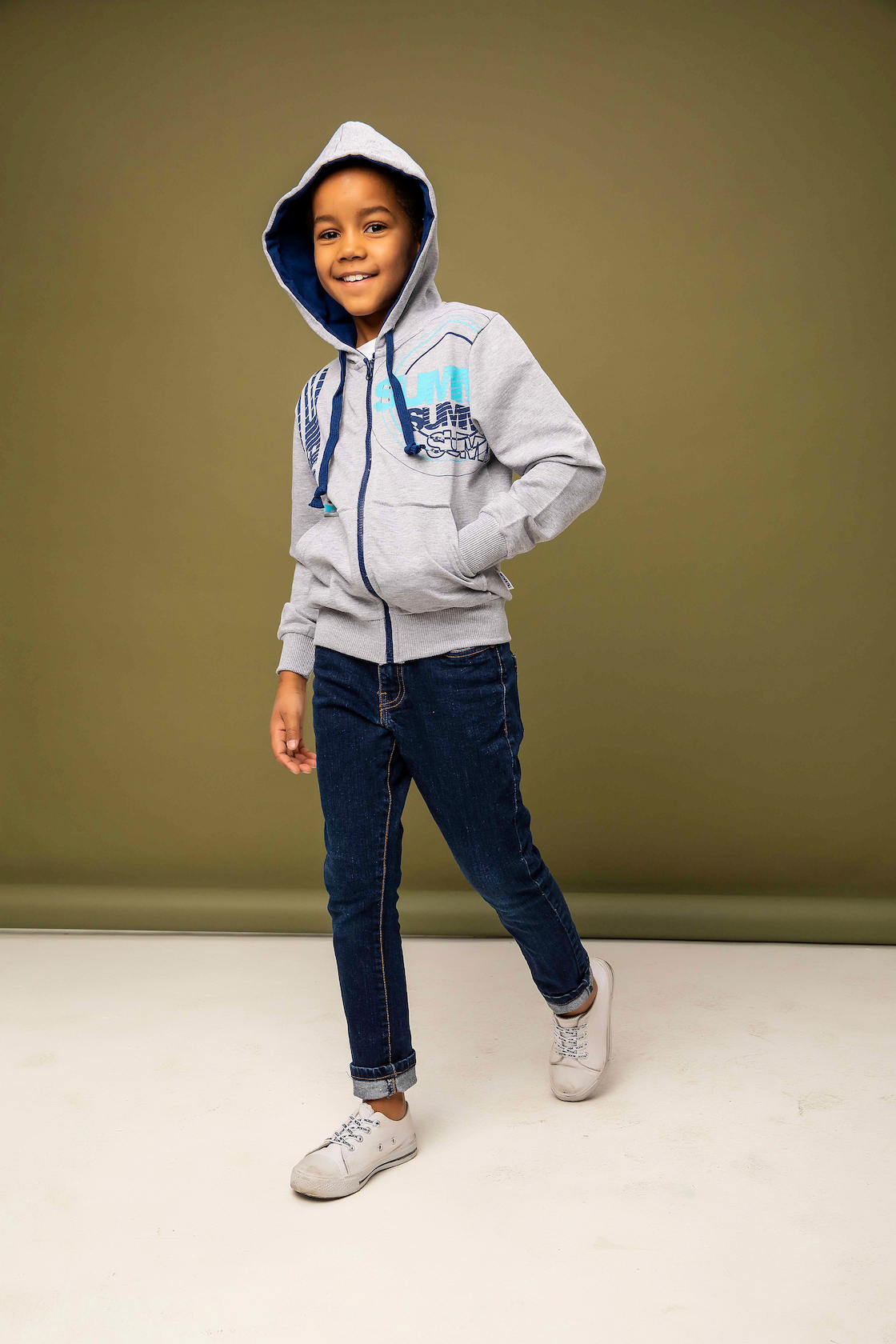 Chlapecká mikina s kapucí W - tyrkysová 140