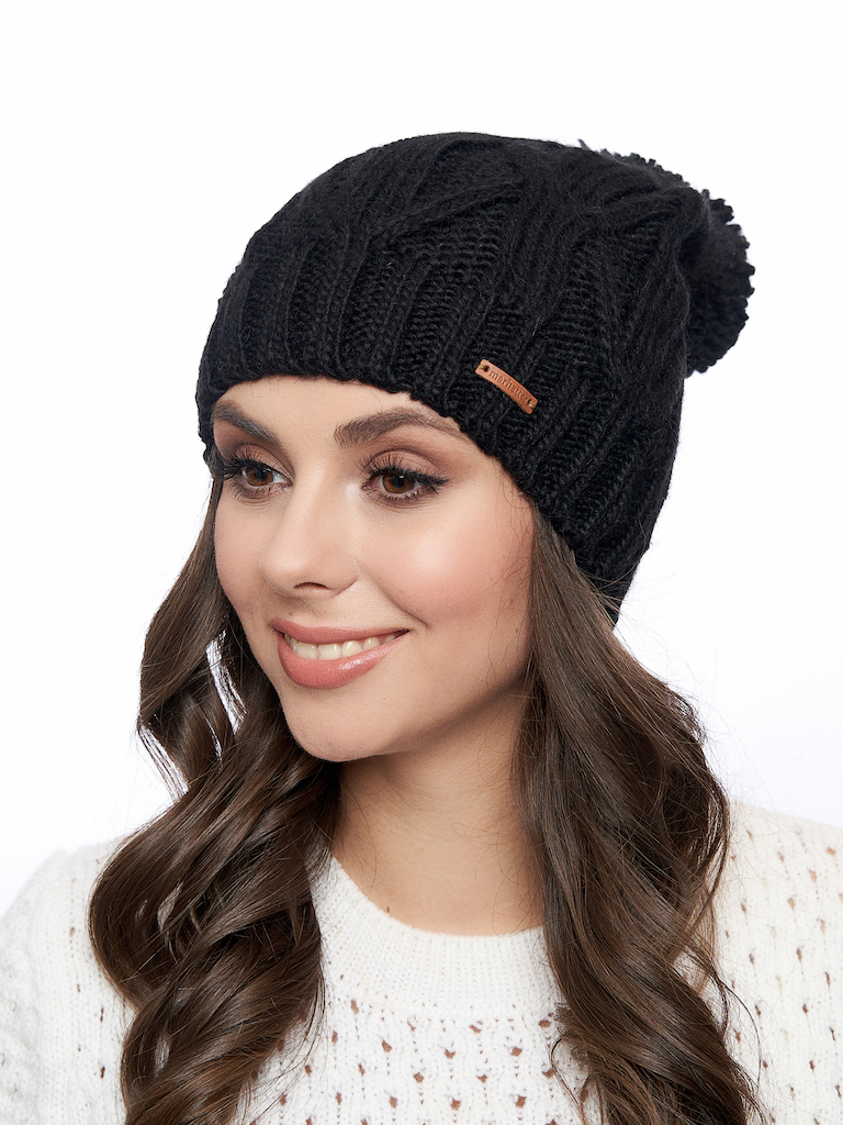 Dámská pletená čepice - 9568 - černá