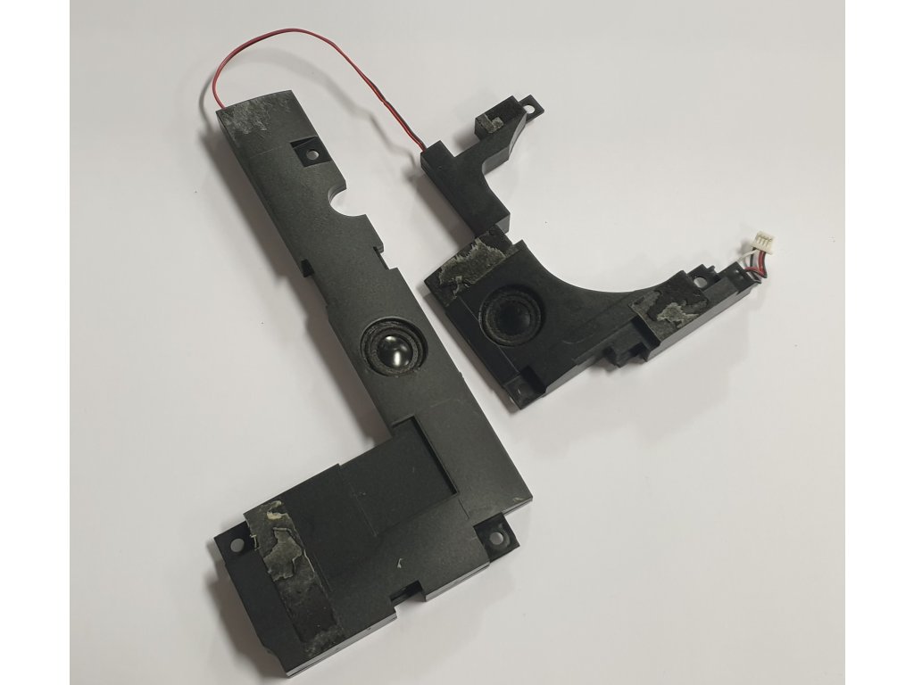 Reproduktory z Asus X553M