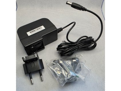 AC adaptér DSA-18PFCA-12 / 12V DC 1,5A 18.0W 5,5mm x 2,5mm