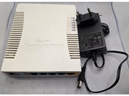 Wifi Router MikroTik RB951Ui-2HnD, 600MHz, 128MB RAM, RouterOS