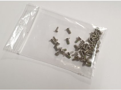 Šroubky z Fujitsu Celsius H760