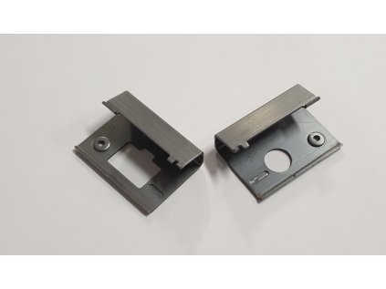 Krytky pantů z Dell Latitude E5470