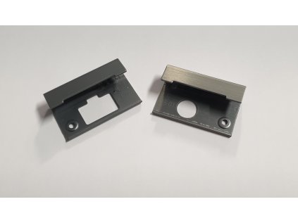 Krytky pantů z Dell Latitude E7470