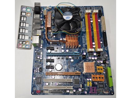 Základní deska Gigabyte GA-P35-DS3P + E8200 + Chladič