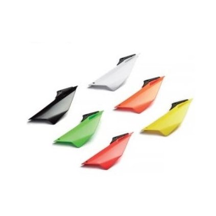 Levá bočnice pro modely PILOT/SP pitbike YCF (Barva Černá)