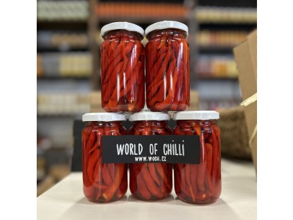 world_of_chilli_cayenne_peppers