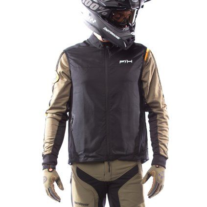 TrackerVest6