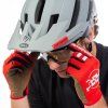Impakt Uptopia Glove Red2