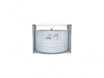 Yankee Candle A Calm & Quiet votivní svíčka ve skle 37 g