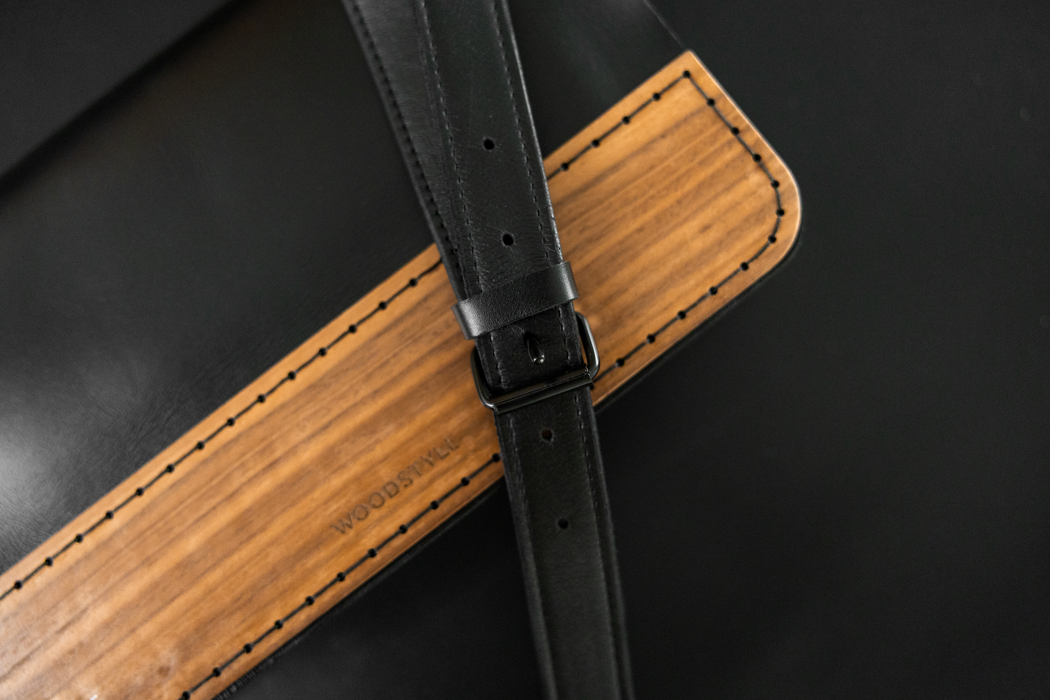 Wood Style Kabelka s dřevěnou klopou (obrázek 12)