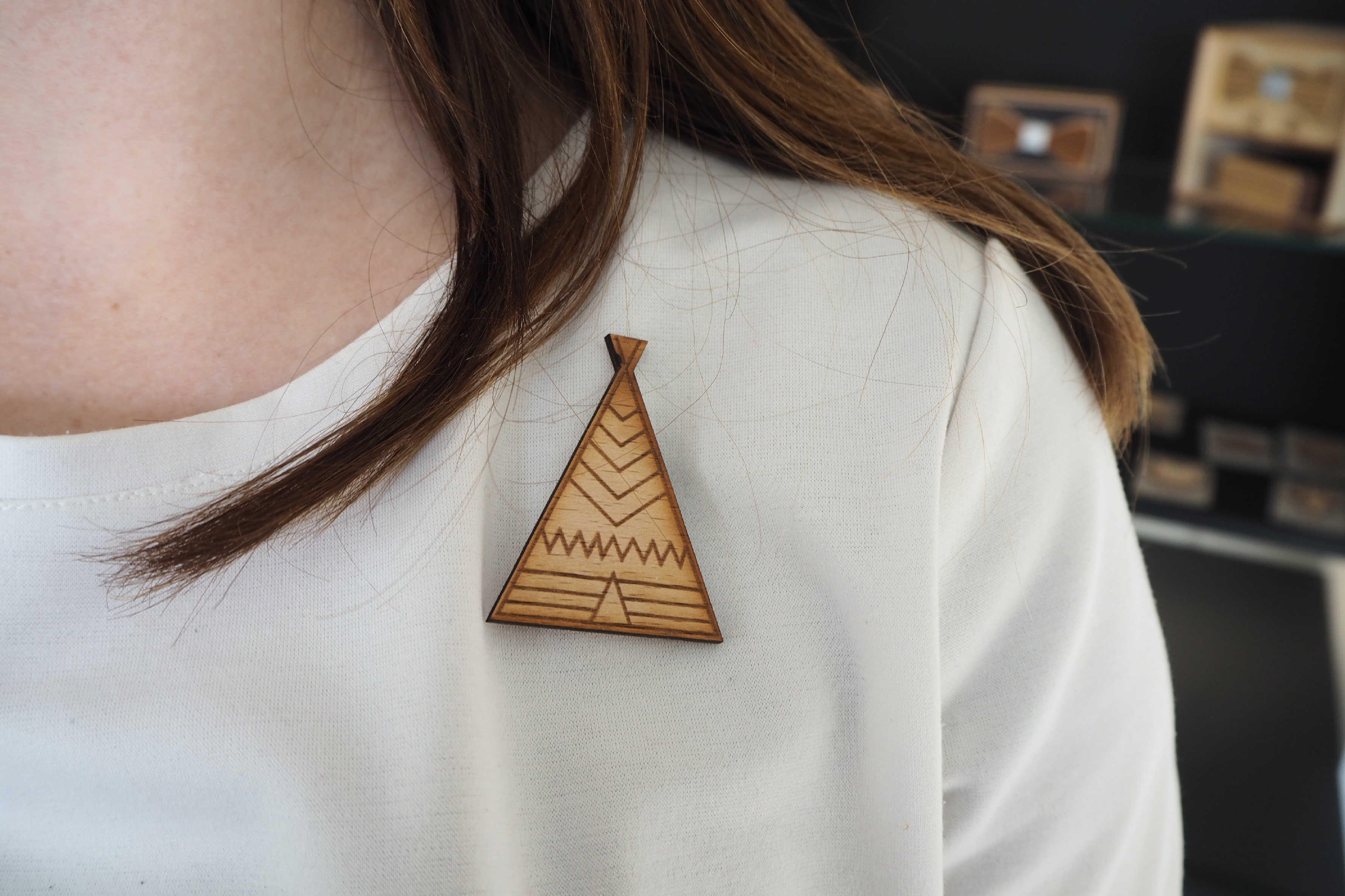 Wood Style Brož Teepee (obrázek 2)