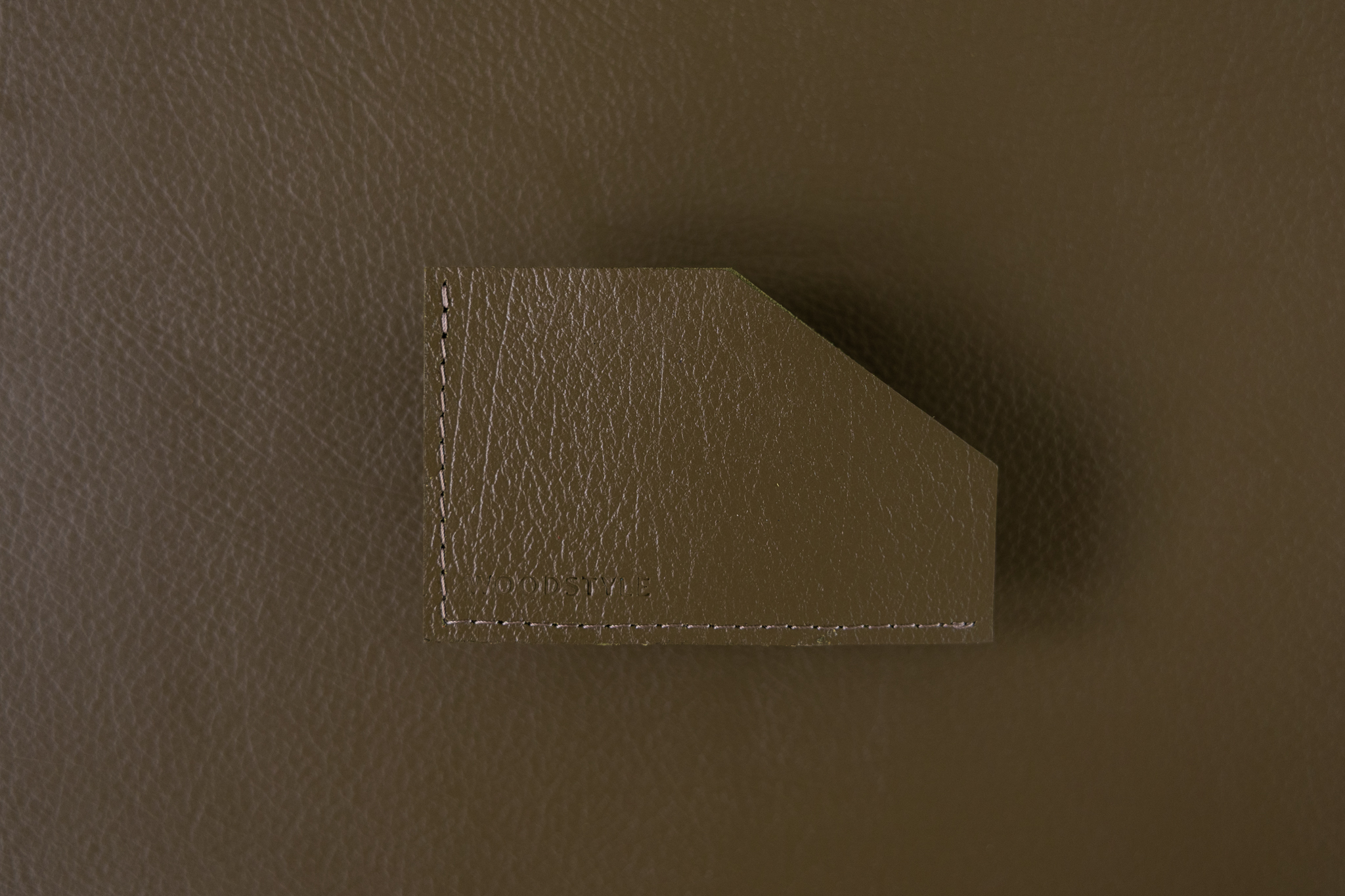 Wood Style Pouzdro na karty LÍSTEK - Khaki (obrázek 4)