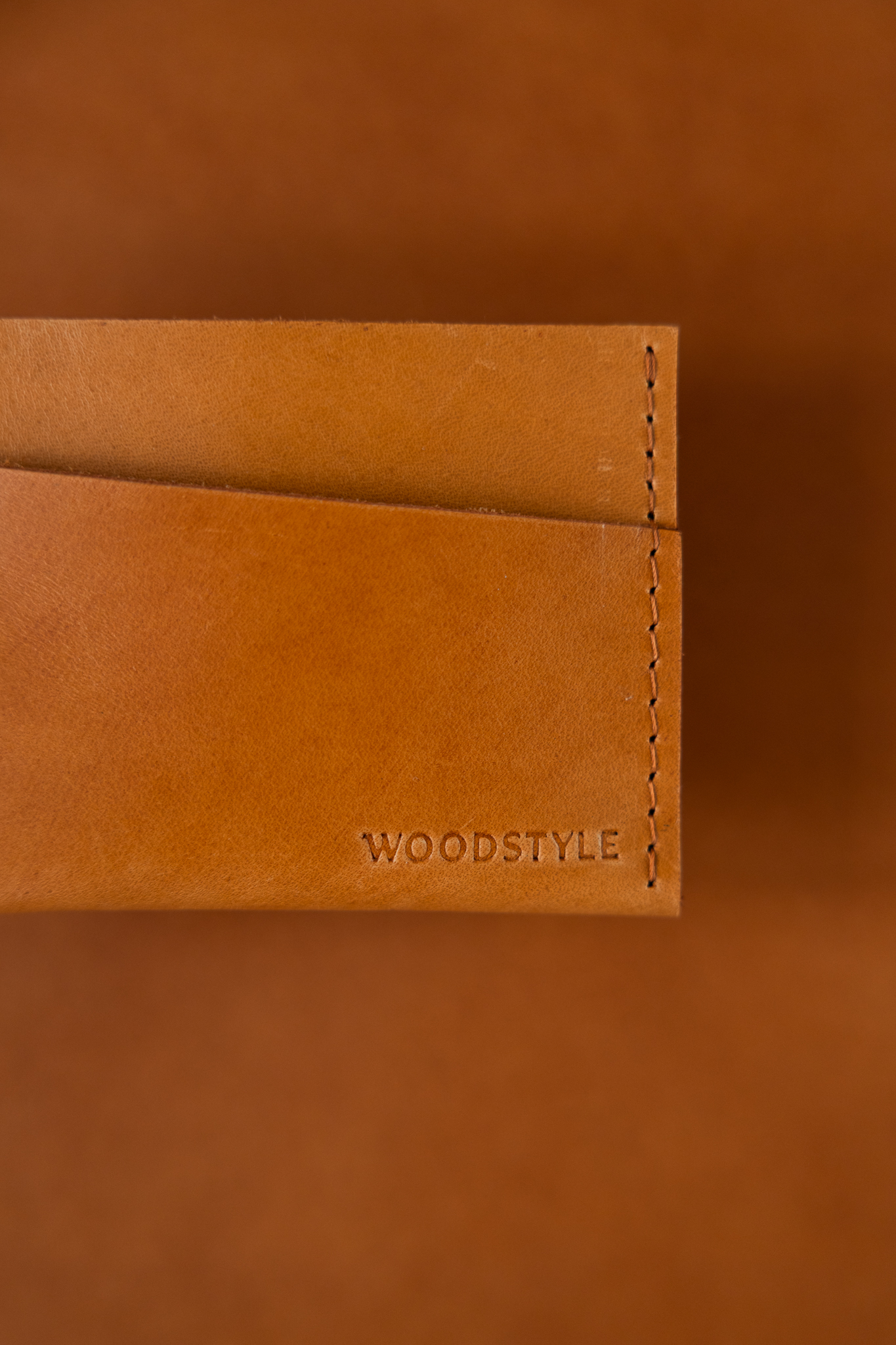 Wood Style Pouzdro na karty NAŽKA - Skořice (obrázek 6)