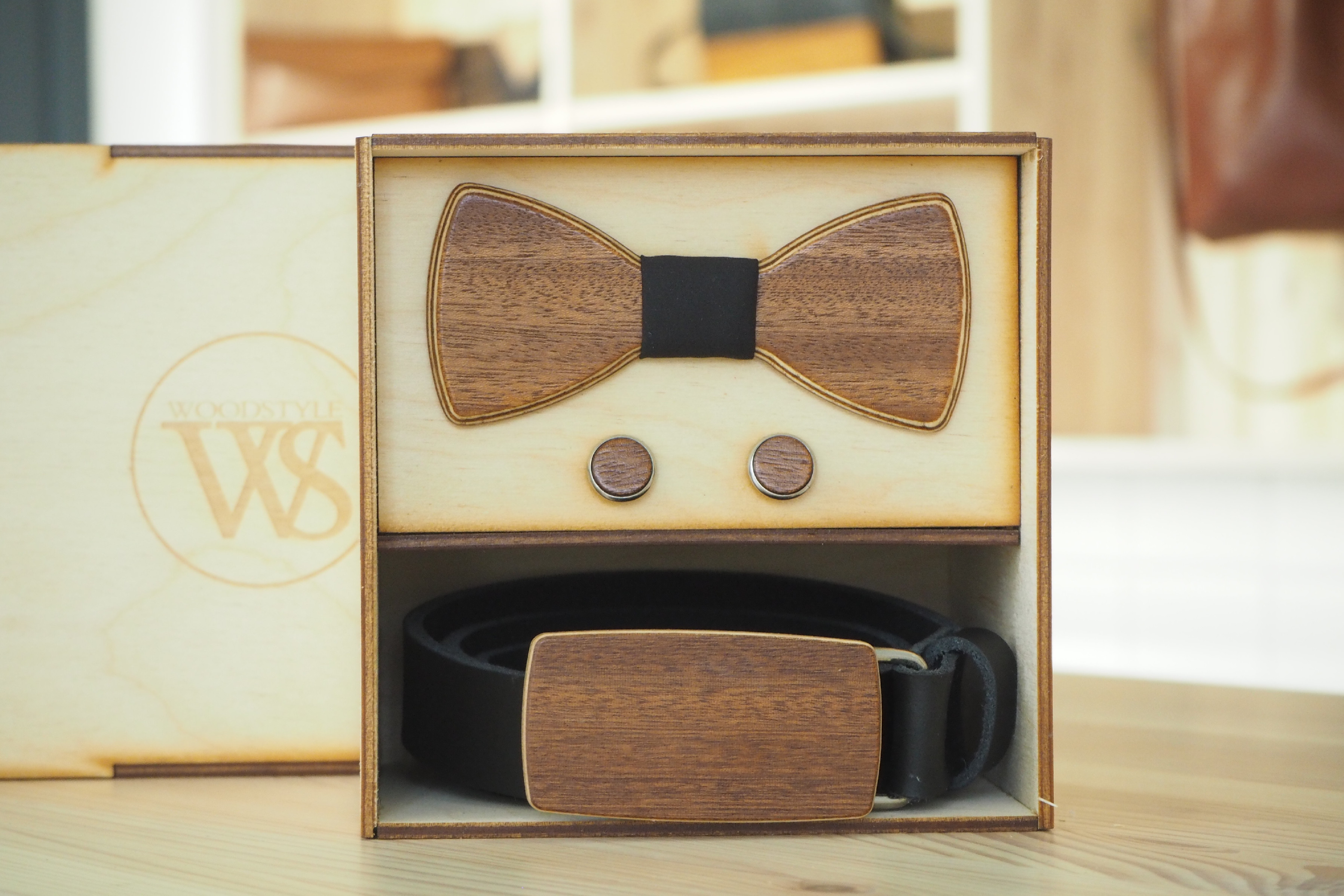 Wood Style Set Kulatý Třešeň - opasek,motýlek a manžetové knoflíčky Obvod pasu: 120, Barva středu: Černá