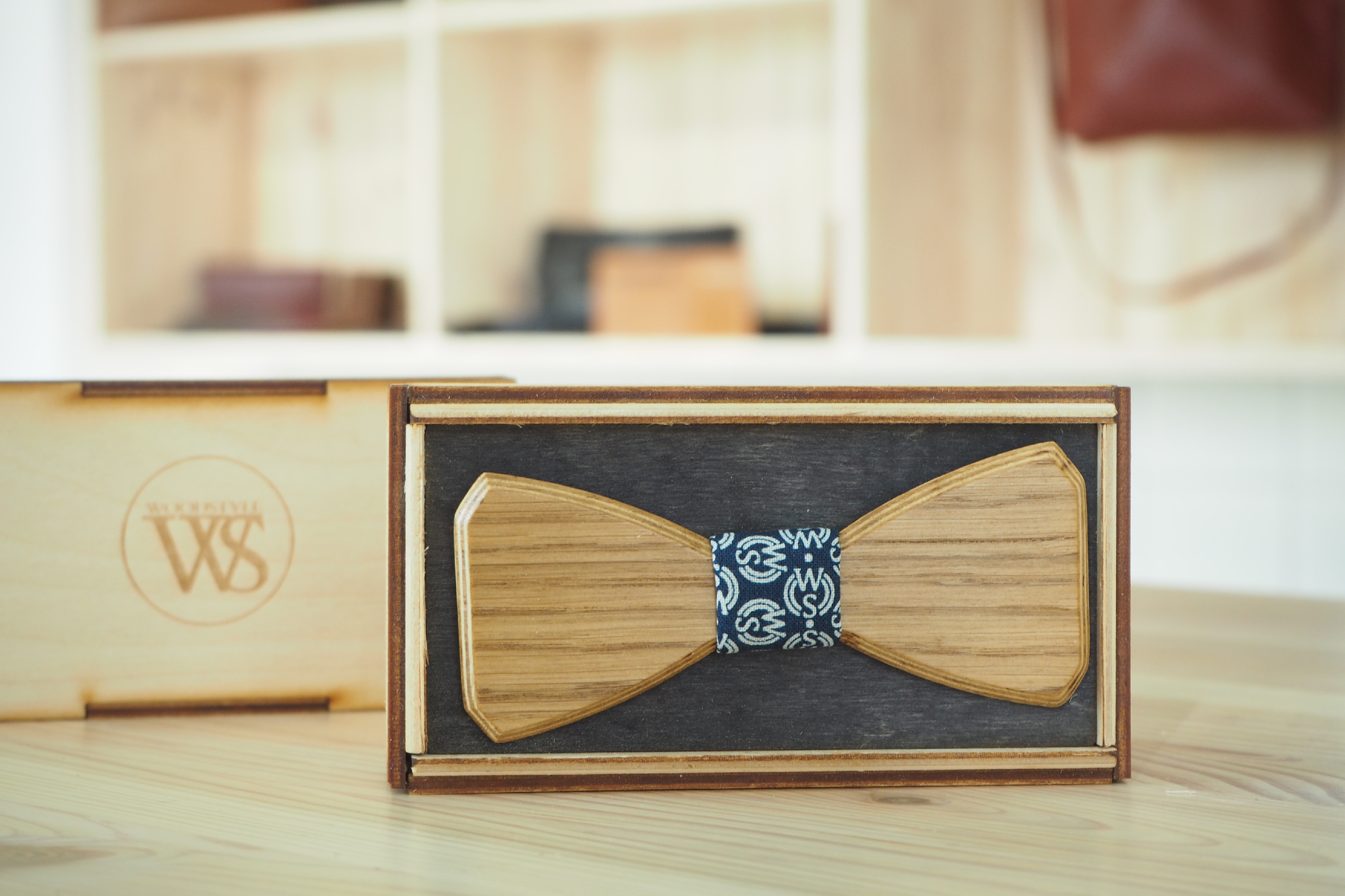 Wood Style Motýlek Hranatý WS Modrotisk Druhy dýh: Dub