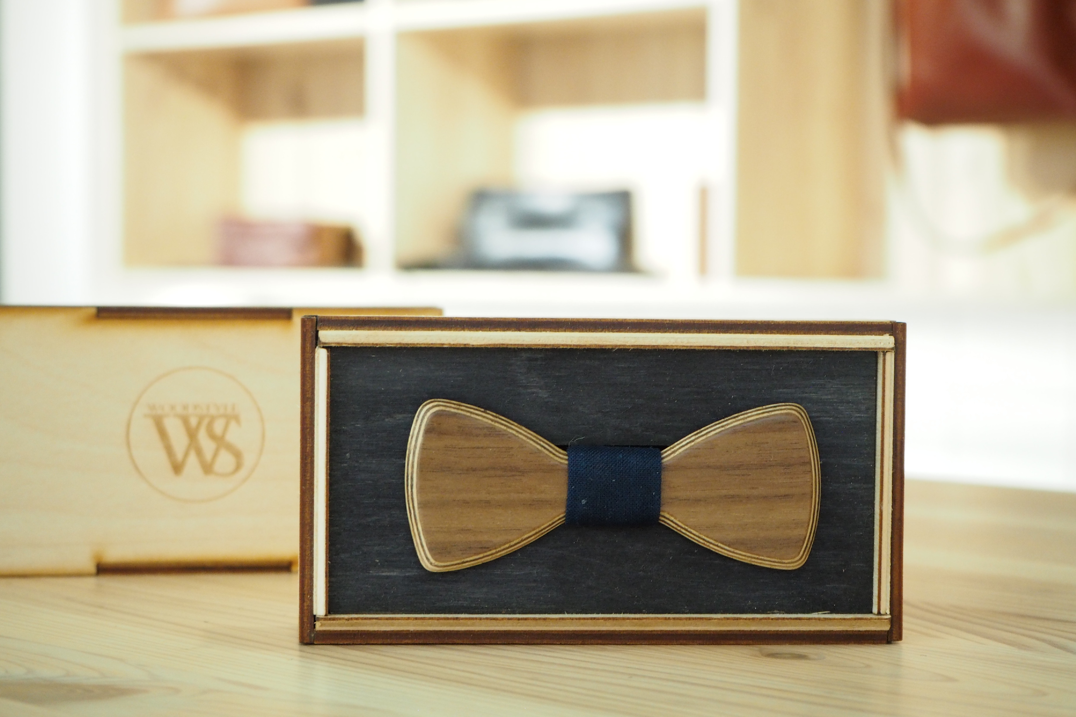 Wood Style Motýlek Mini Modrotisk Druhy dýh: Ořech americký
