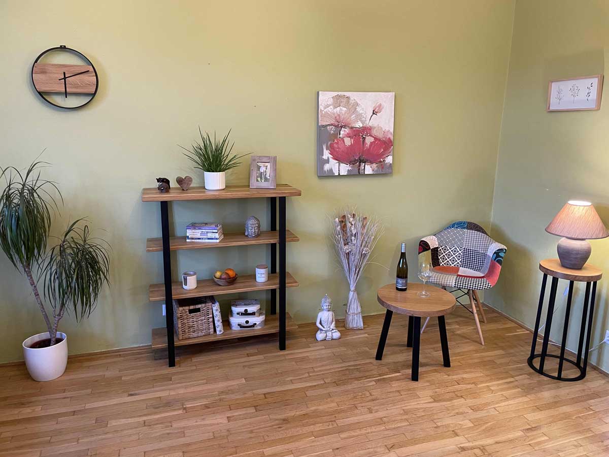 Výhody masivního nábytku Woodbee