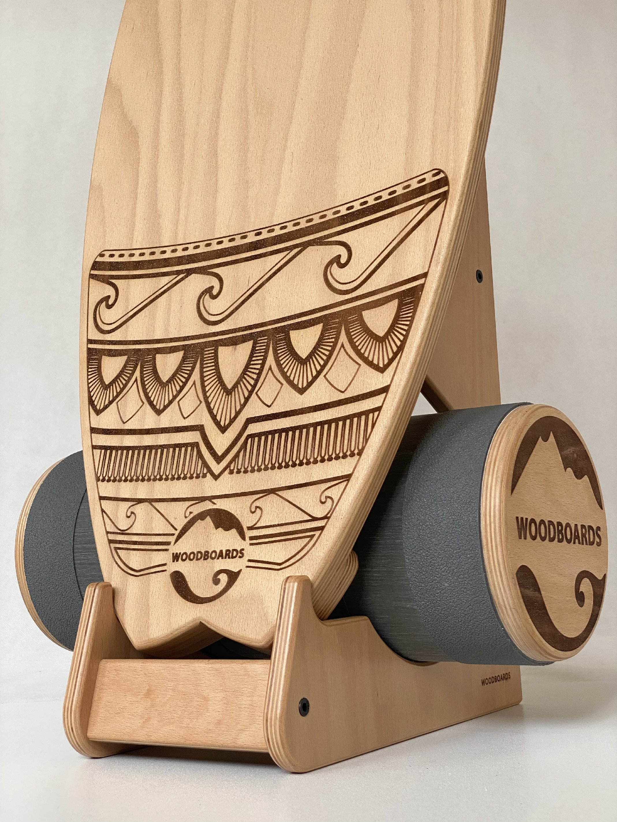 Levně Woodboards Stojan na balanční desku s válcem čistý design, přírodní krása