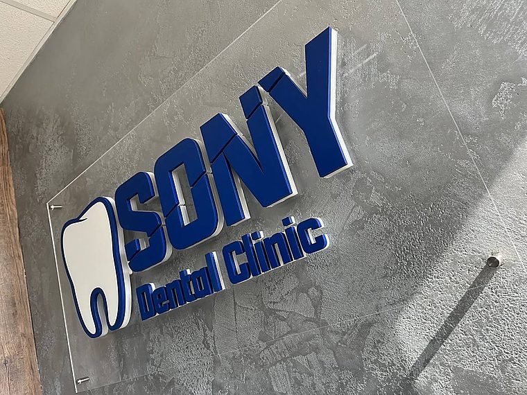 Kolik stojí 3D logo na zeď a co všechno ovlivňuje jeho cenu?