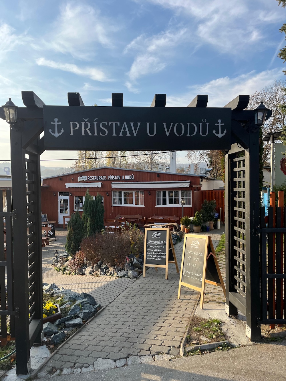 7bf63375-0915-45eb-9e02-21090bdc9943_1