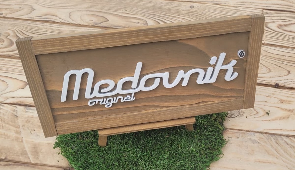 f175d70c-de24-4d83-a40e-e85c3179c3db